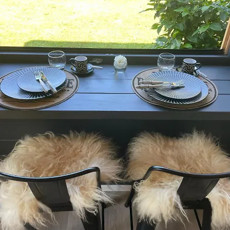 Bed & Breakfast La De Lola 3*