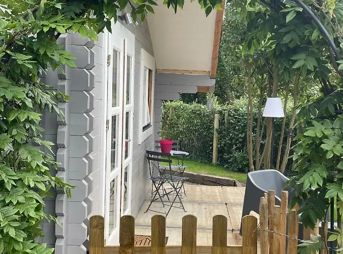 La De Lola Bed and Breakfast 3*